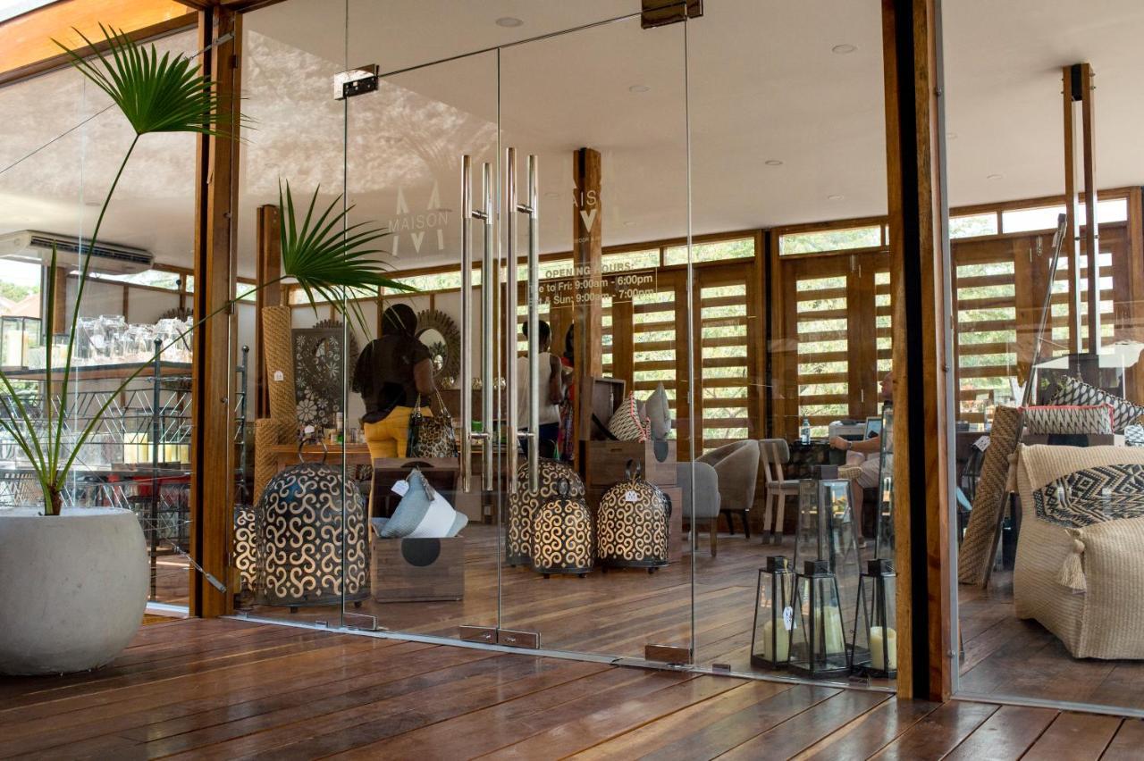 Le Petit Village Boutique Hotel & Spa Kampala Exterior foto
